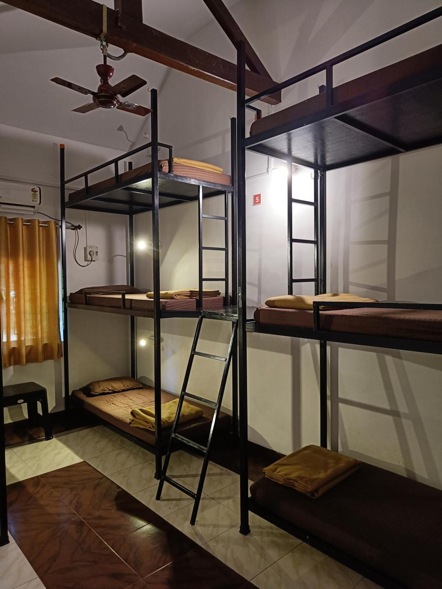 Bunknbrew Hostel Palolem Szoba fotó